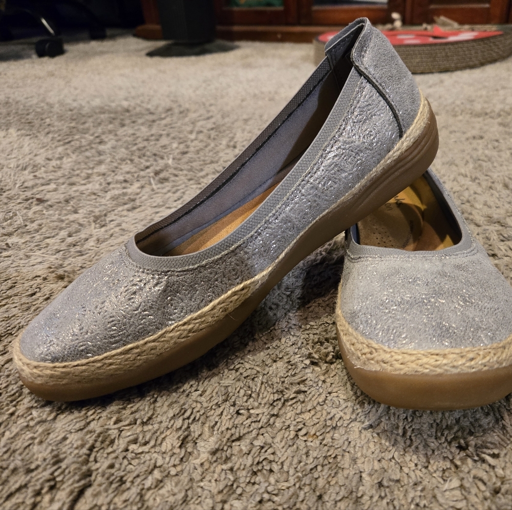 Clarks Womens Elaina Rae Flats Siz 7.5W